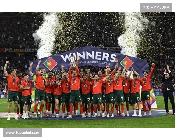 看欧冠最新战况,哪些球队还在争夺荣耀? 看欧冠最新战况,哪些球队还在争夺荣耀?