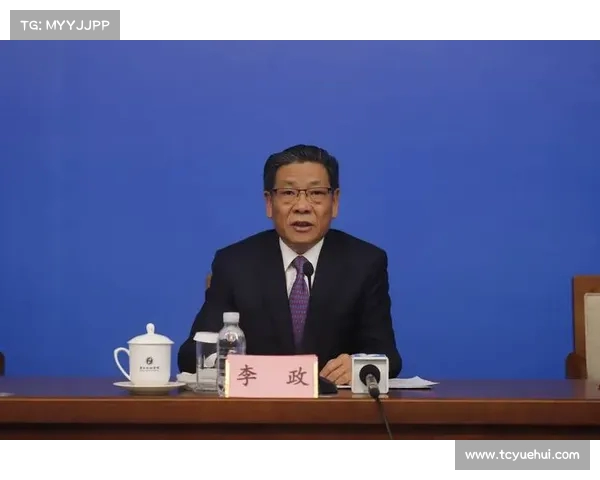 《霸道与权威：县委书记如何在复杂政治环境中稳固地位》